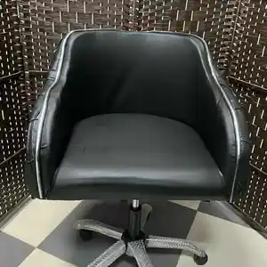 Кресло для парикмахеров