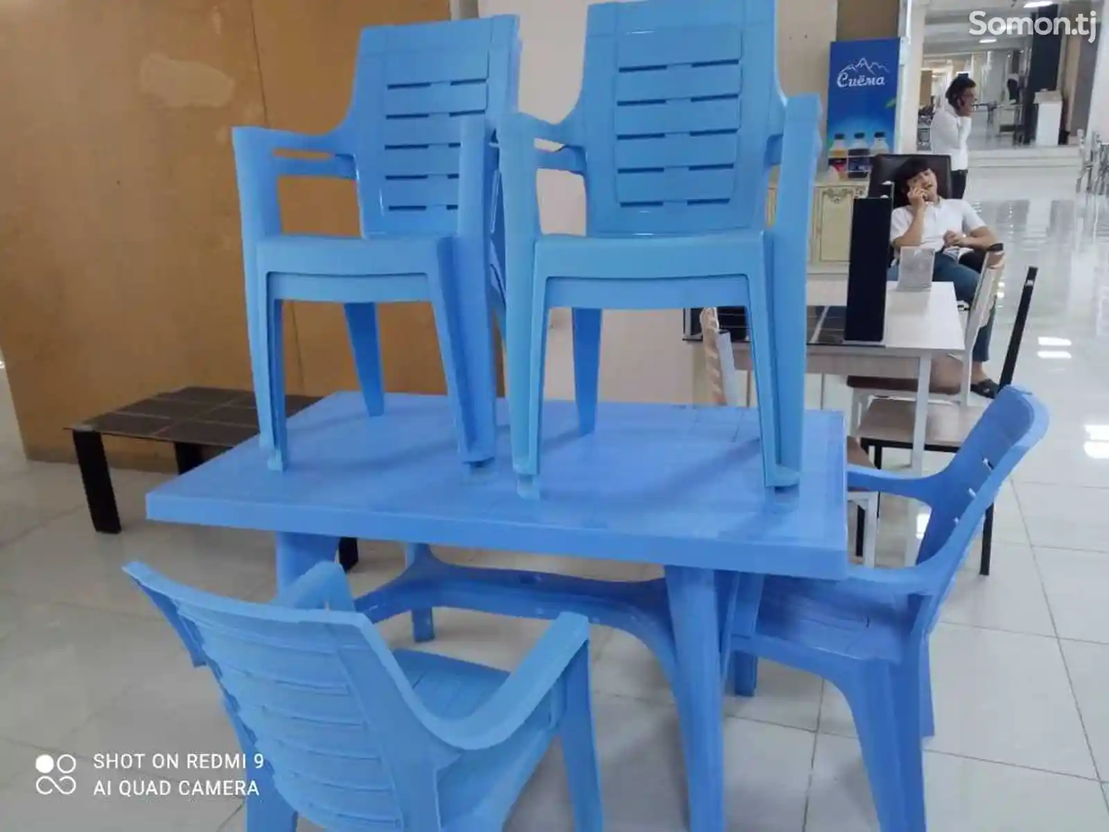 Стол и стулья на 6 персон-5