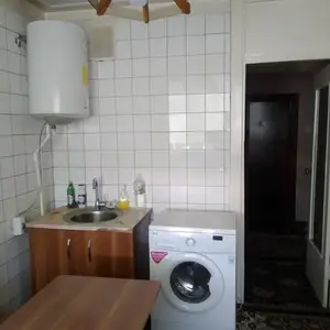 2-комн. квартира, 3 этаж, 50м², Шелкокомбинат