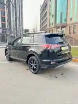 Toyota RAV 4, 2018-4