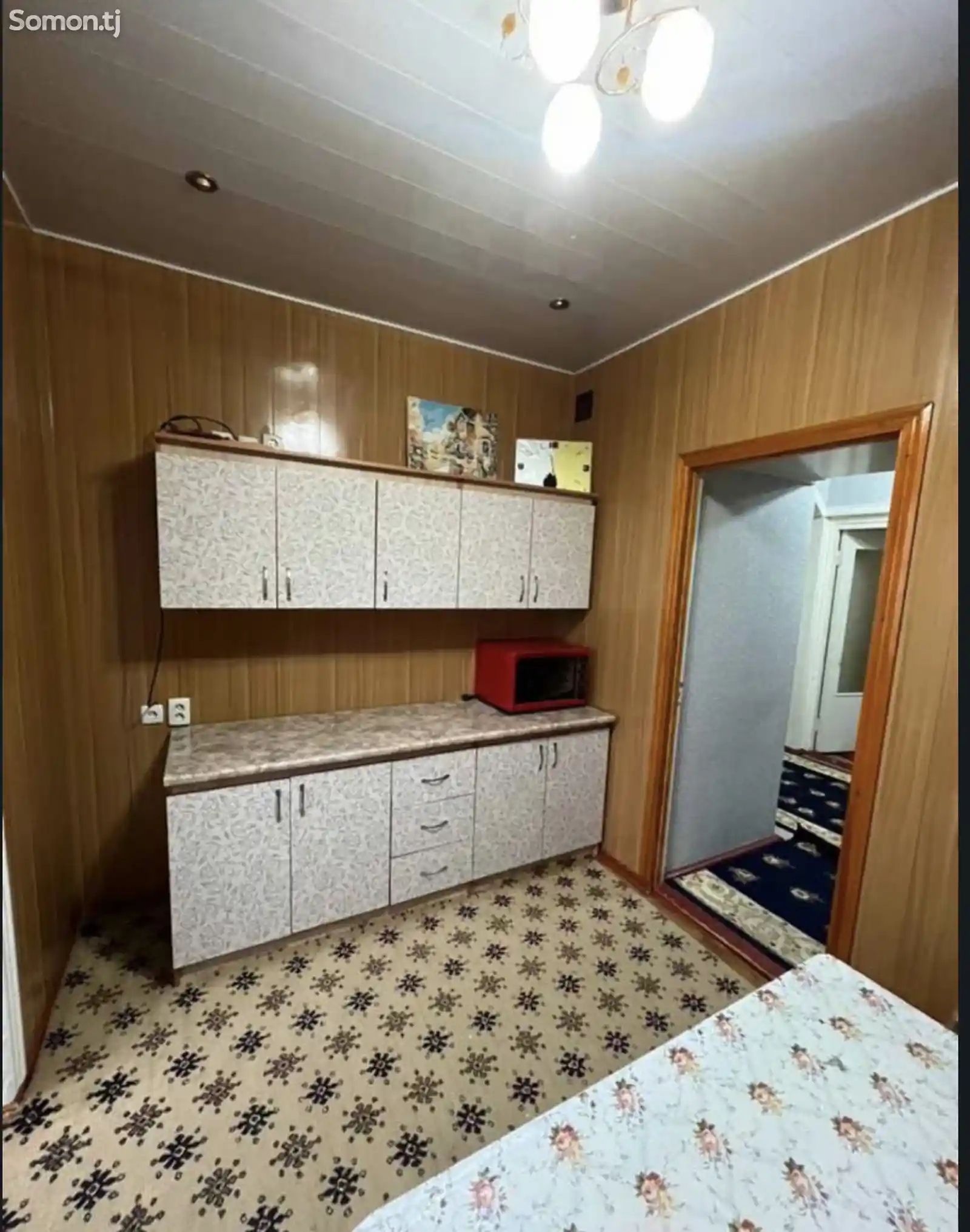 3-комн. квартира, 4 этаж, 70м², 19 мкр-5