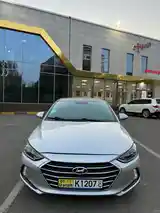 Hyundai Elantra, 2017-4