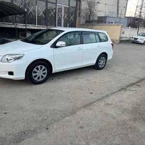 Toyota Fielder, 2008