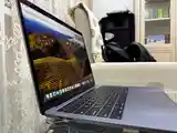 Ноутбук MacBook pro 2019-3