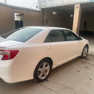 Toyota Camry, 2014