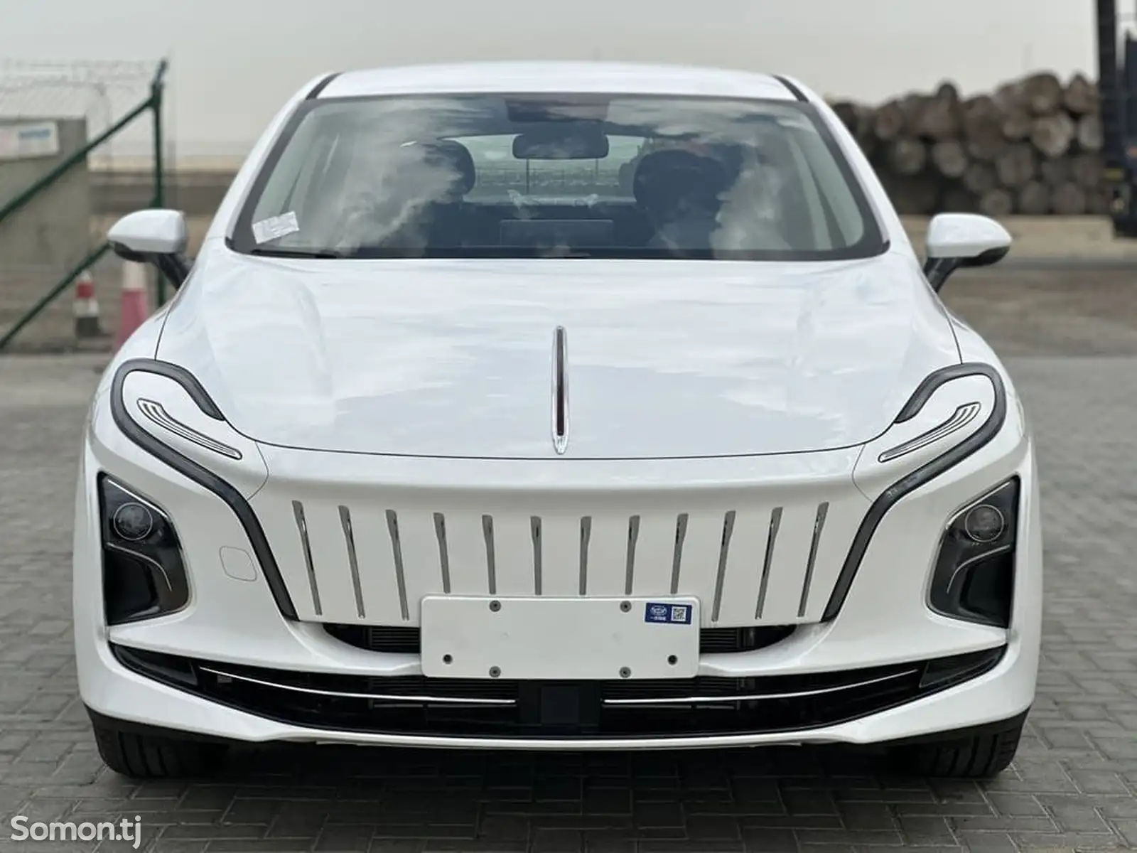 Hongqi E-QM5, 2024 на заказ-2