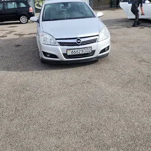 Opel Astra H, 2008