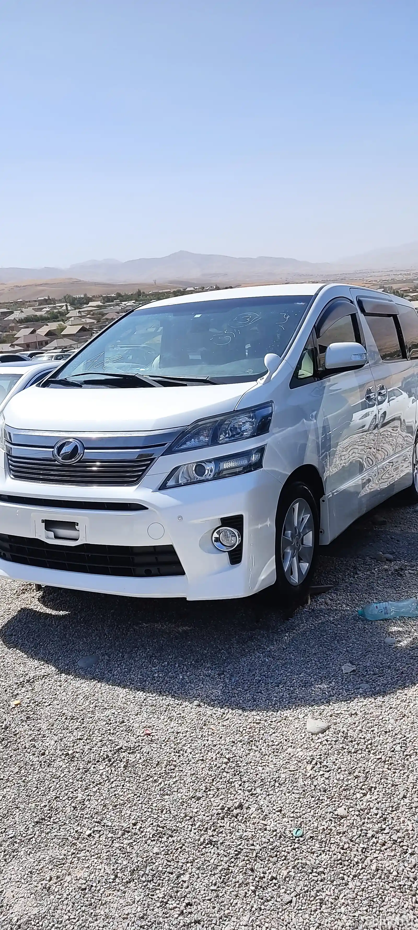 Toyota Vellfire, 2012-7