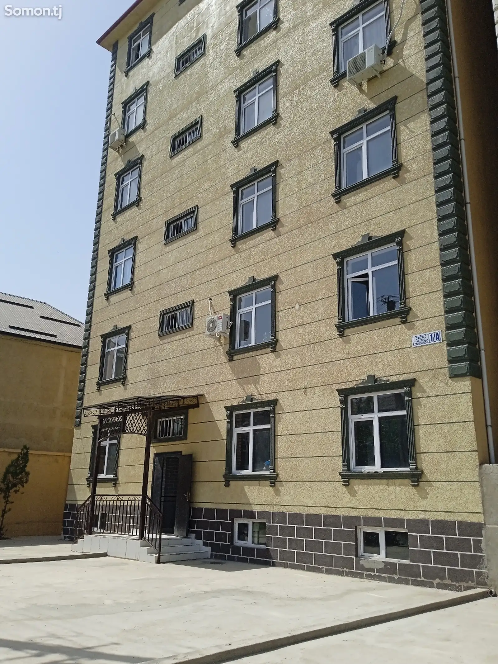 2-комн. квартира, 2 этаж, 52 м², Рудакӣ-1