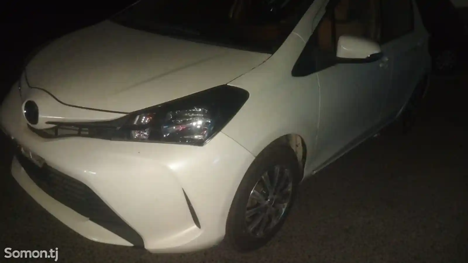 Toyota Vitz, 2015-3