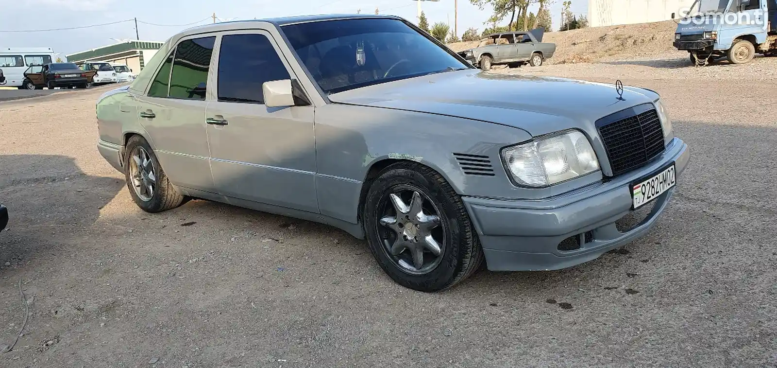 Mercedes-Benz W124, 1993-1