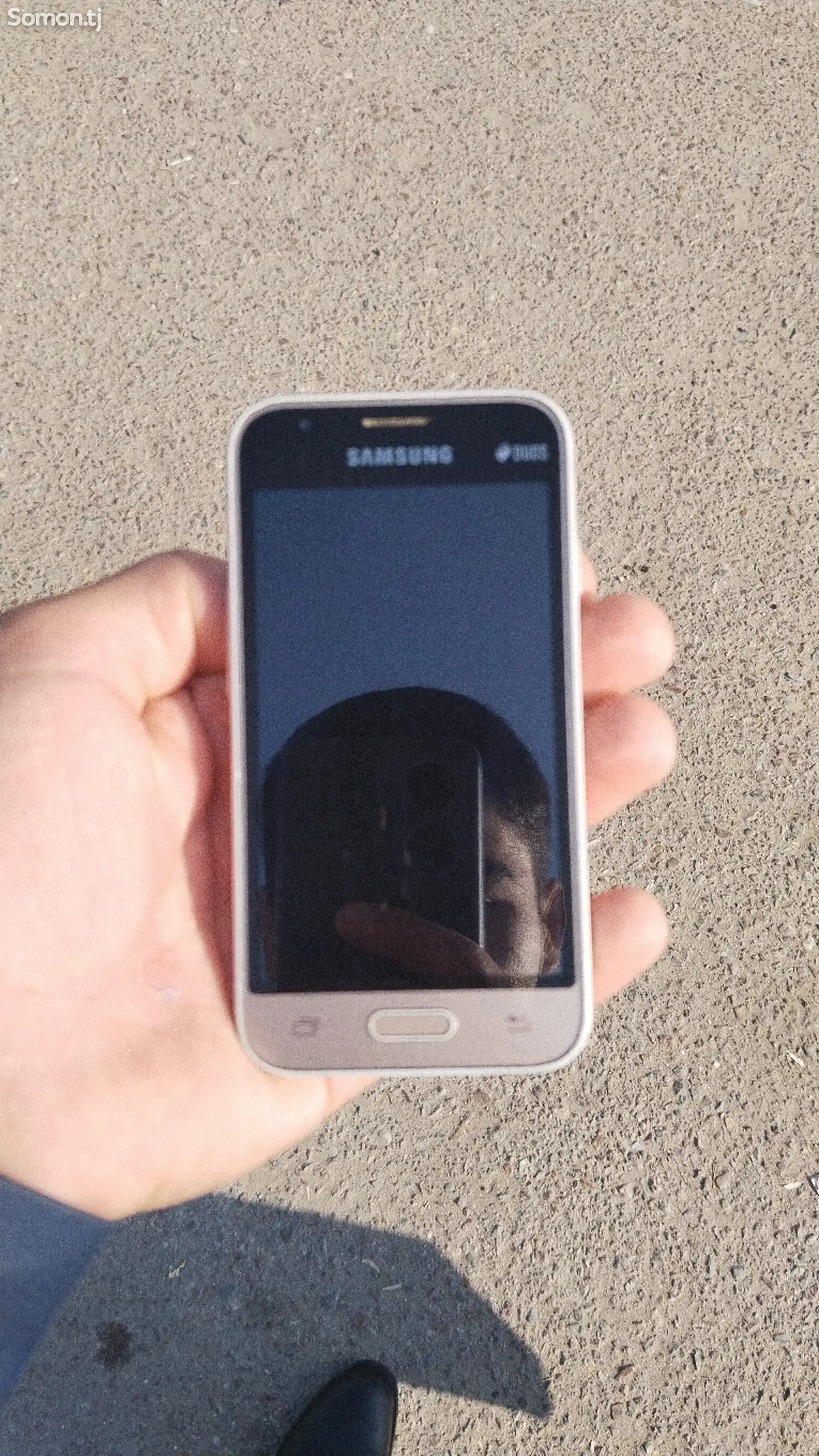 Samsung Galaxy j1 mini-1