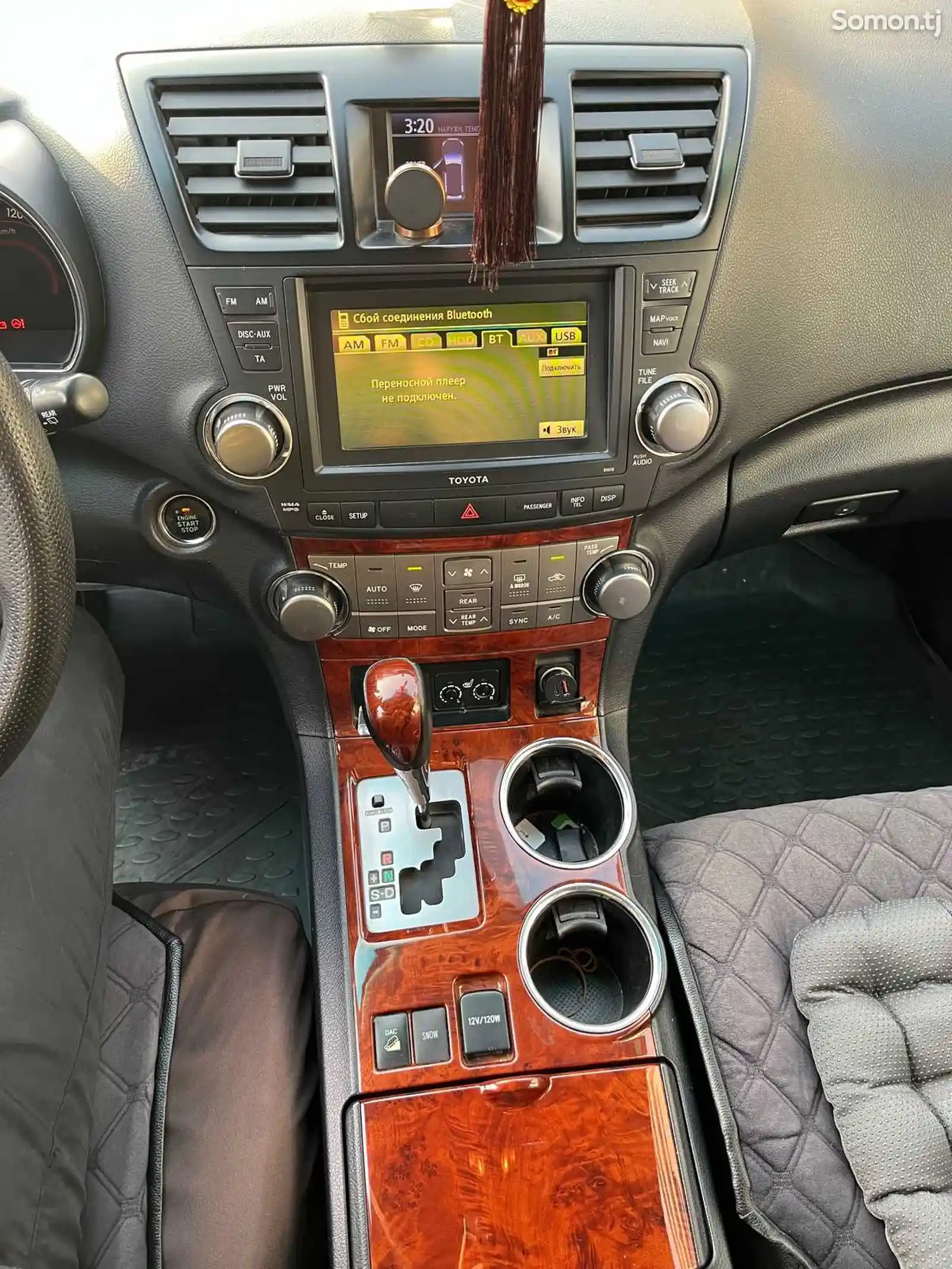 Toyota Highlander, 2012-10