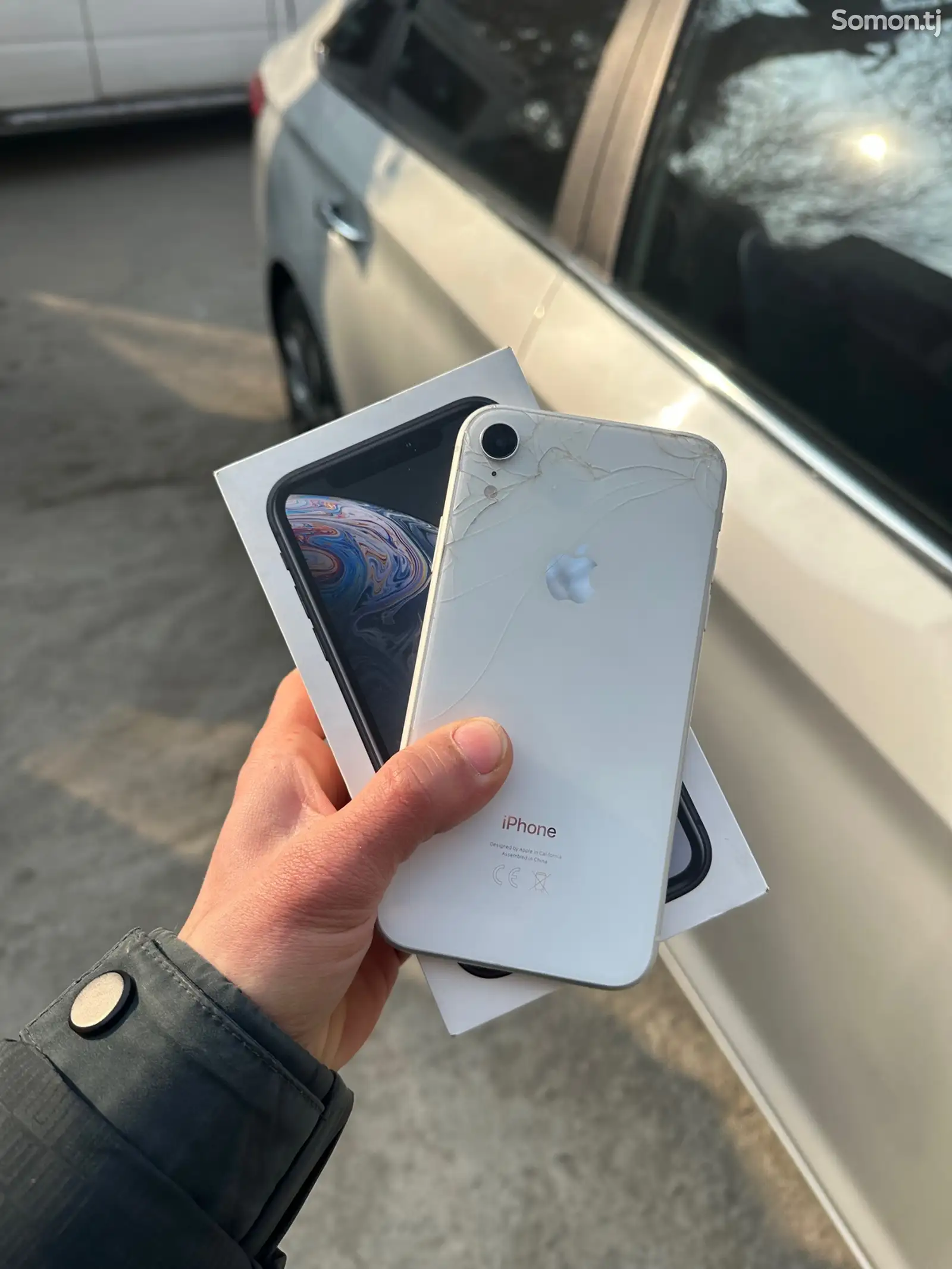 Apple iPhone Xr, 64 gb, White-1