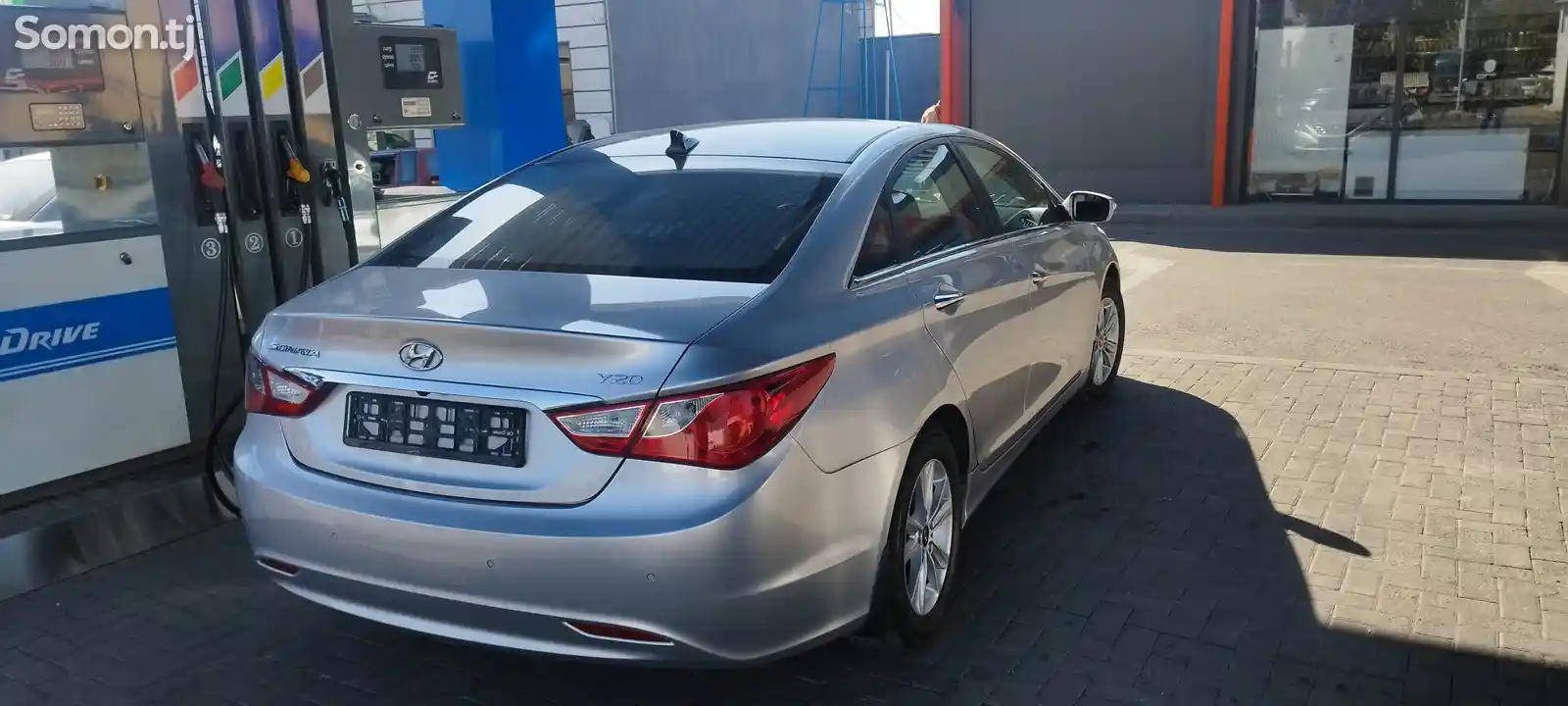 Hyundai Sonata, 2010-1