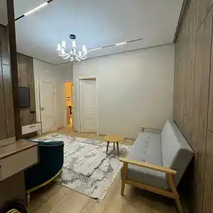 2-комн. квартира, 5 этаж, 65м², Ул.Айни