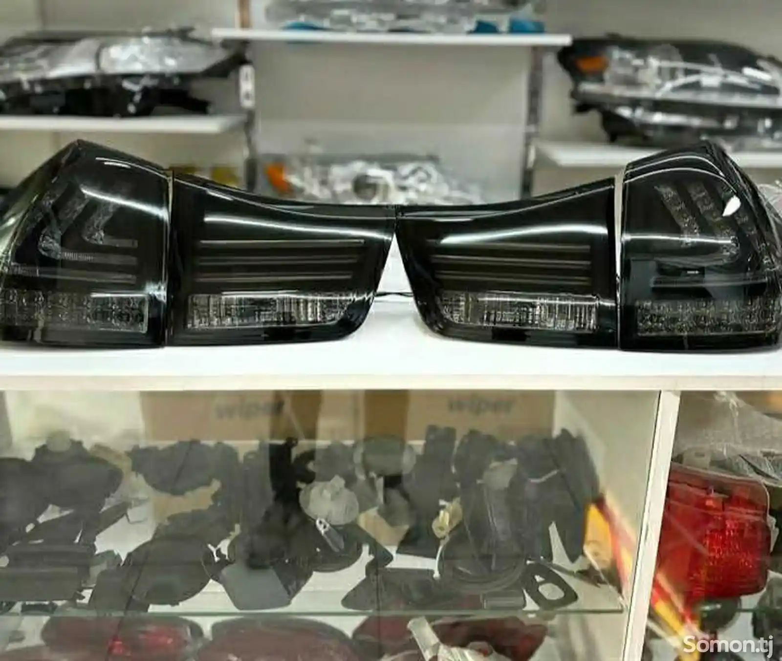 Задние стоп фонари чёрный для Lexus RX330/350/400h-1