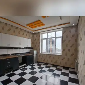 2-комн. квартира, 5 этаж, 82м², Шохмансур