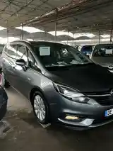 Opel Zafira, 2017-3