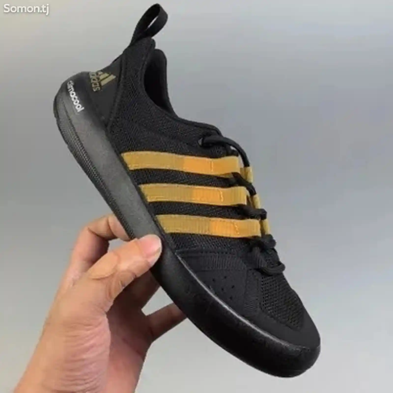 Кроссовки Adidas-2