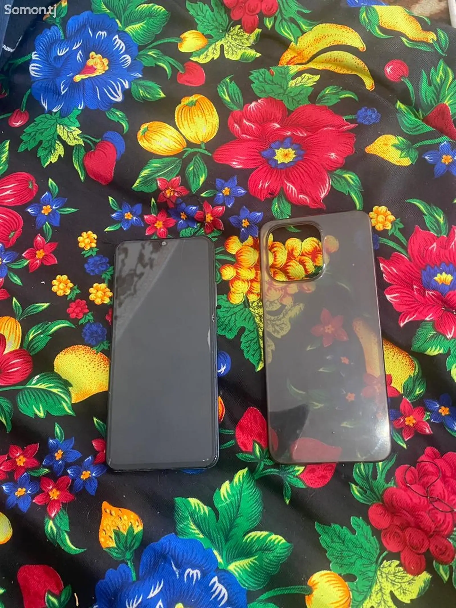 Телефон Realme-2