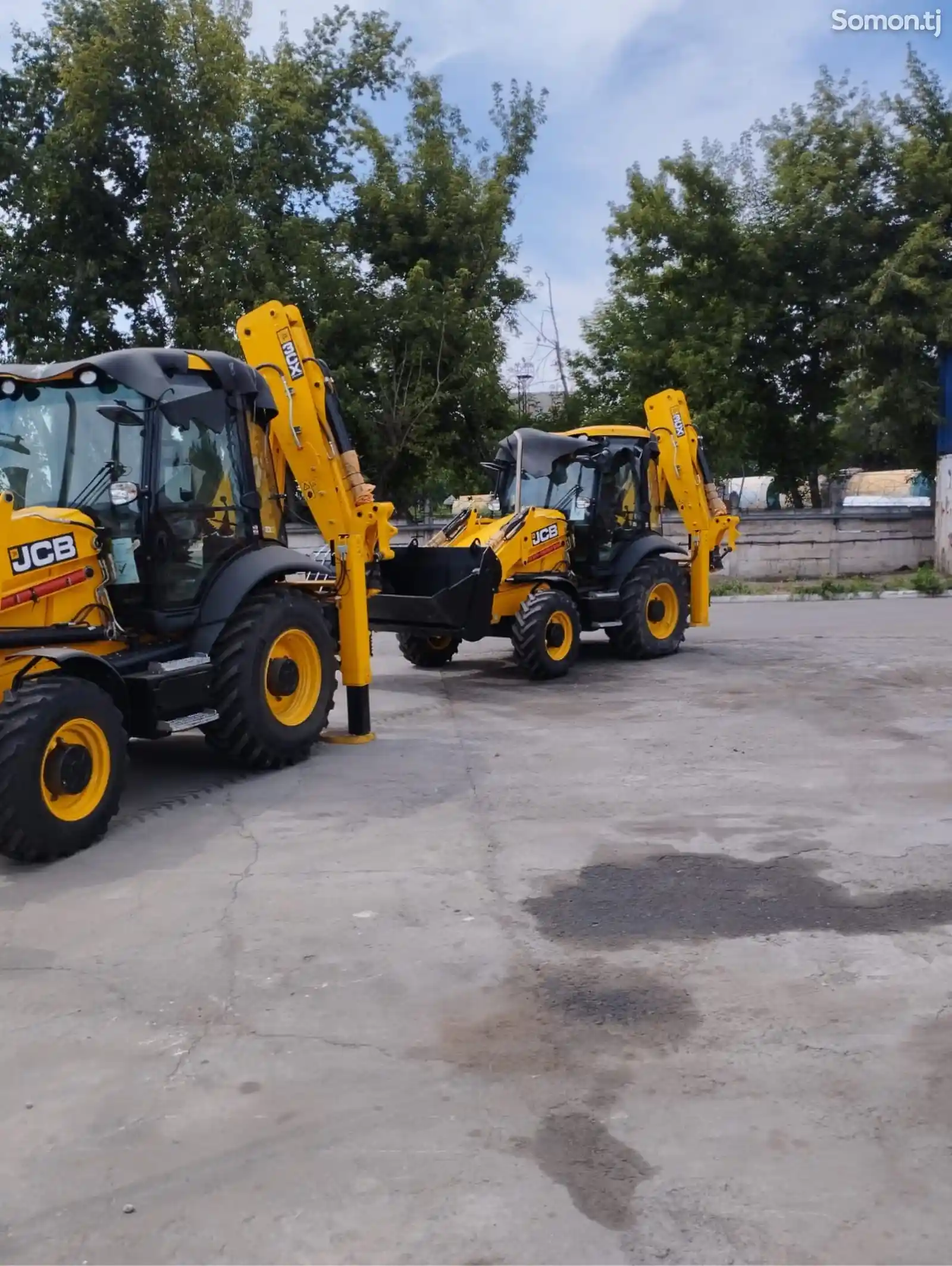 Экскаватор погрузчик JCB 3CX Plus-2