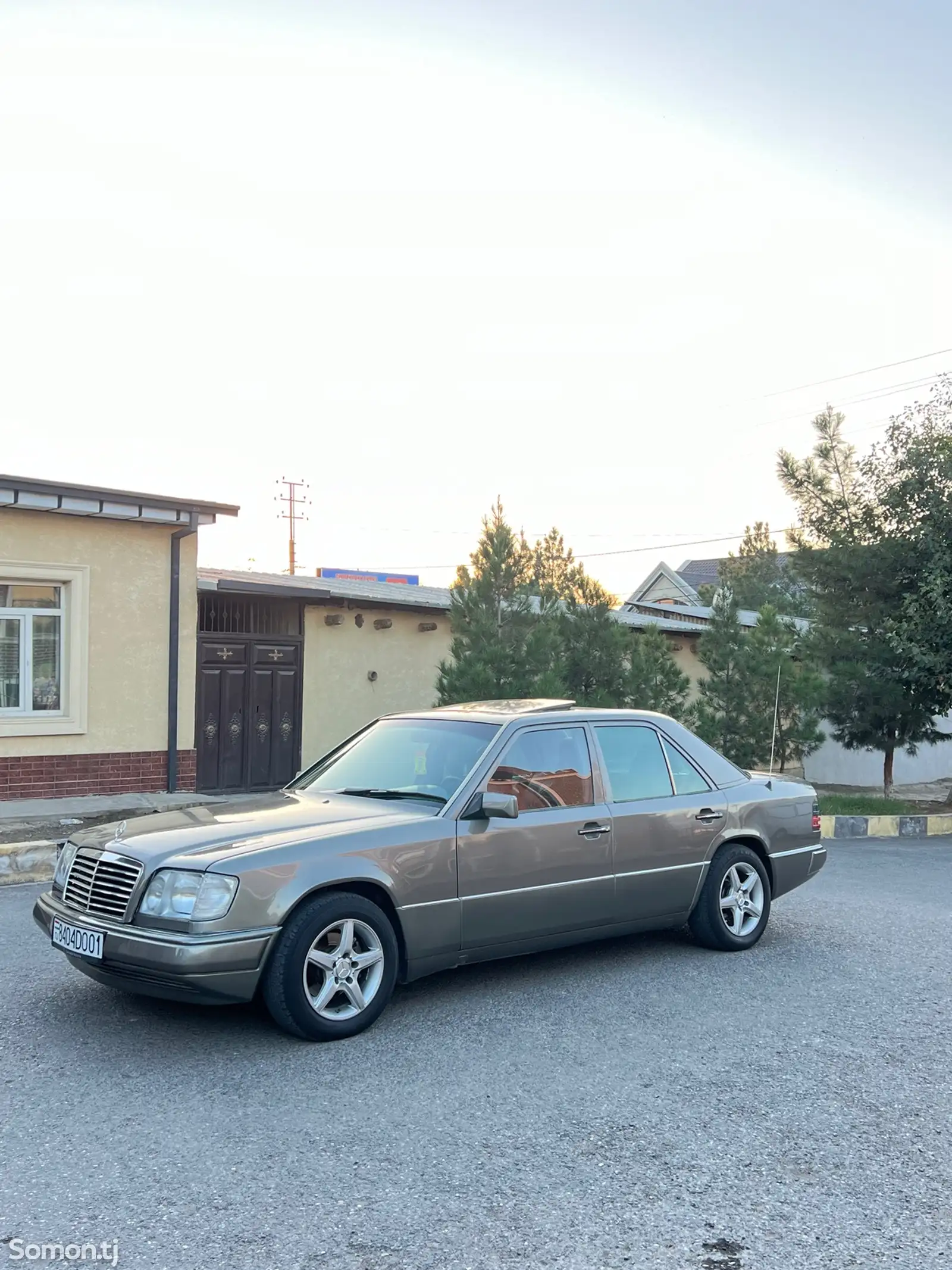 Mercedes-Benz W124, 1992-6