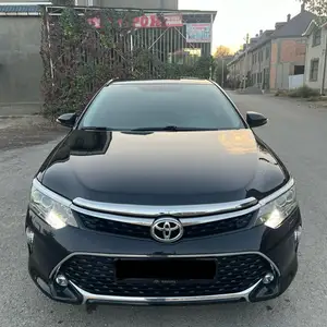 Toyota Camry, 2017