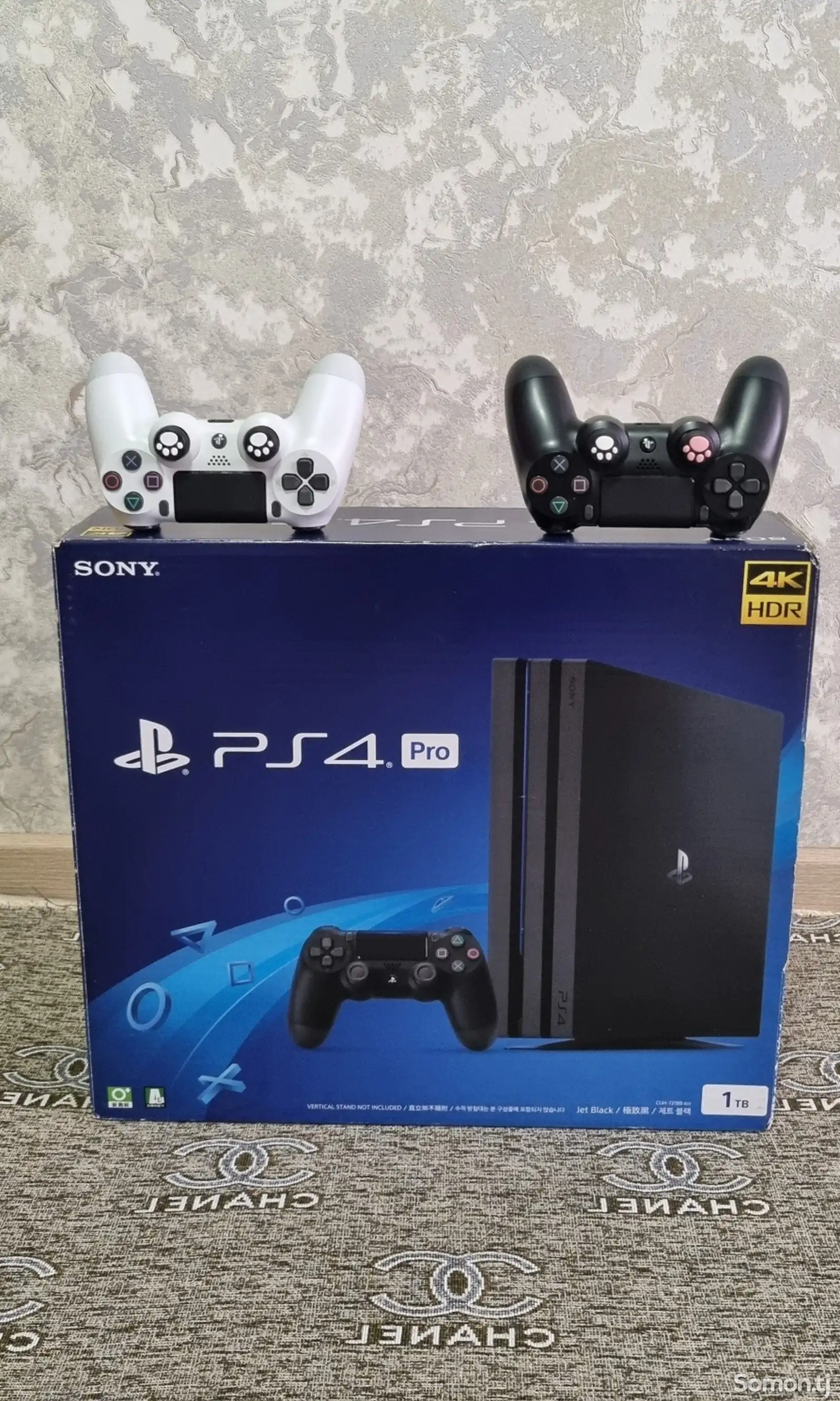 Игровая приставка Sony Playstation 4pro-1