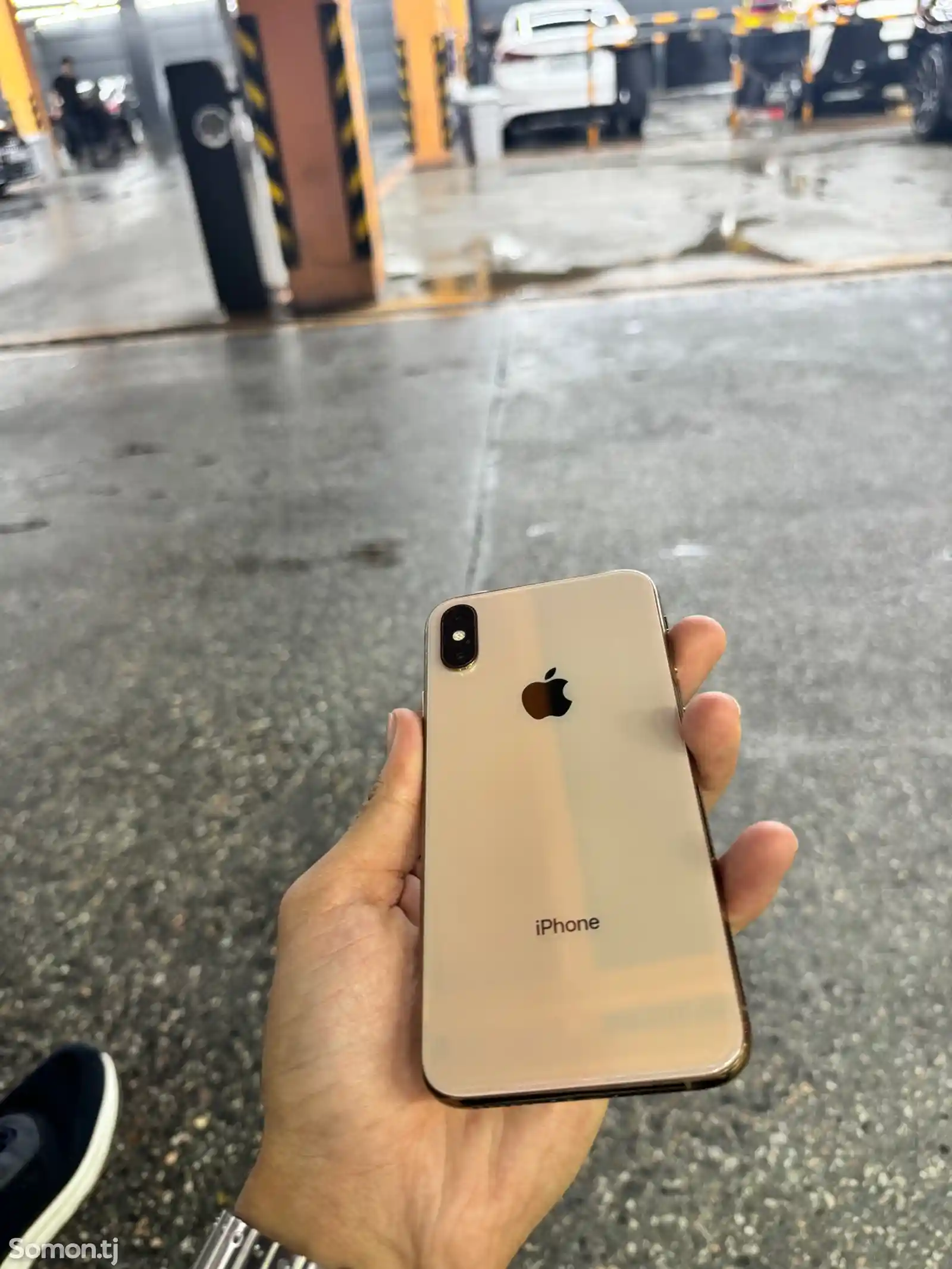 Apple iPhone Xs, 64 gb, Gold-1