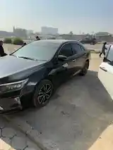 Toyota Camry, 2017-5