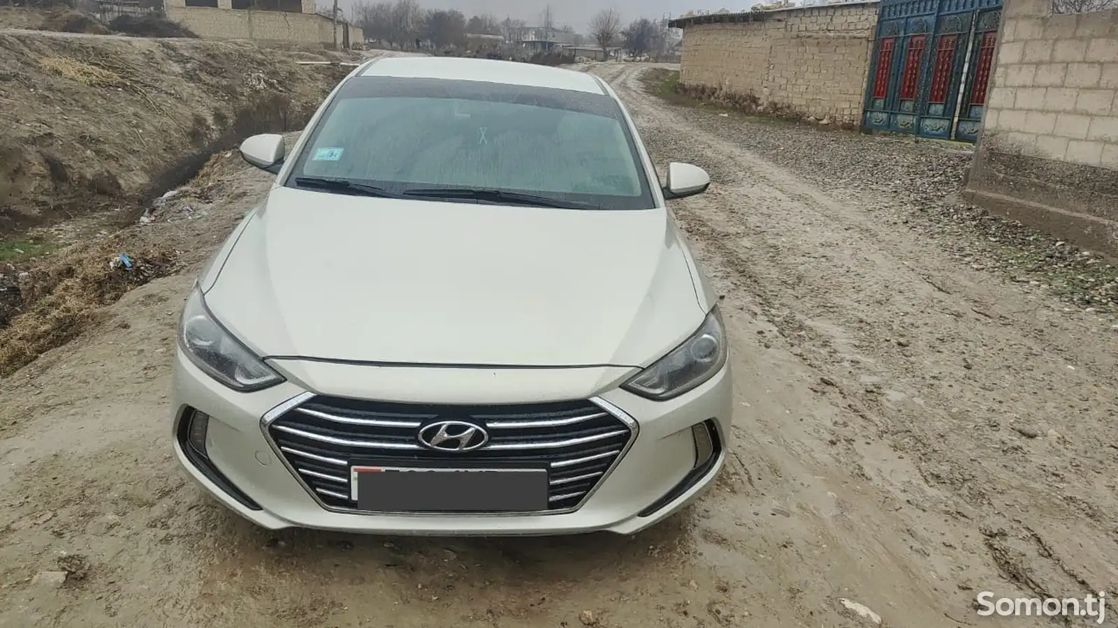 Hyundai Elantra, 2017-1