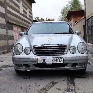 Mercedes-Benz E class, 2000