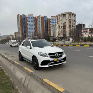 Mercedes-Benz GLE class, 2017