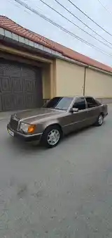 Mercedes-Benz W124, 1992-2