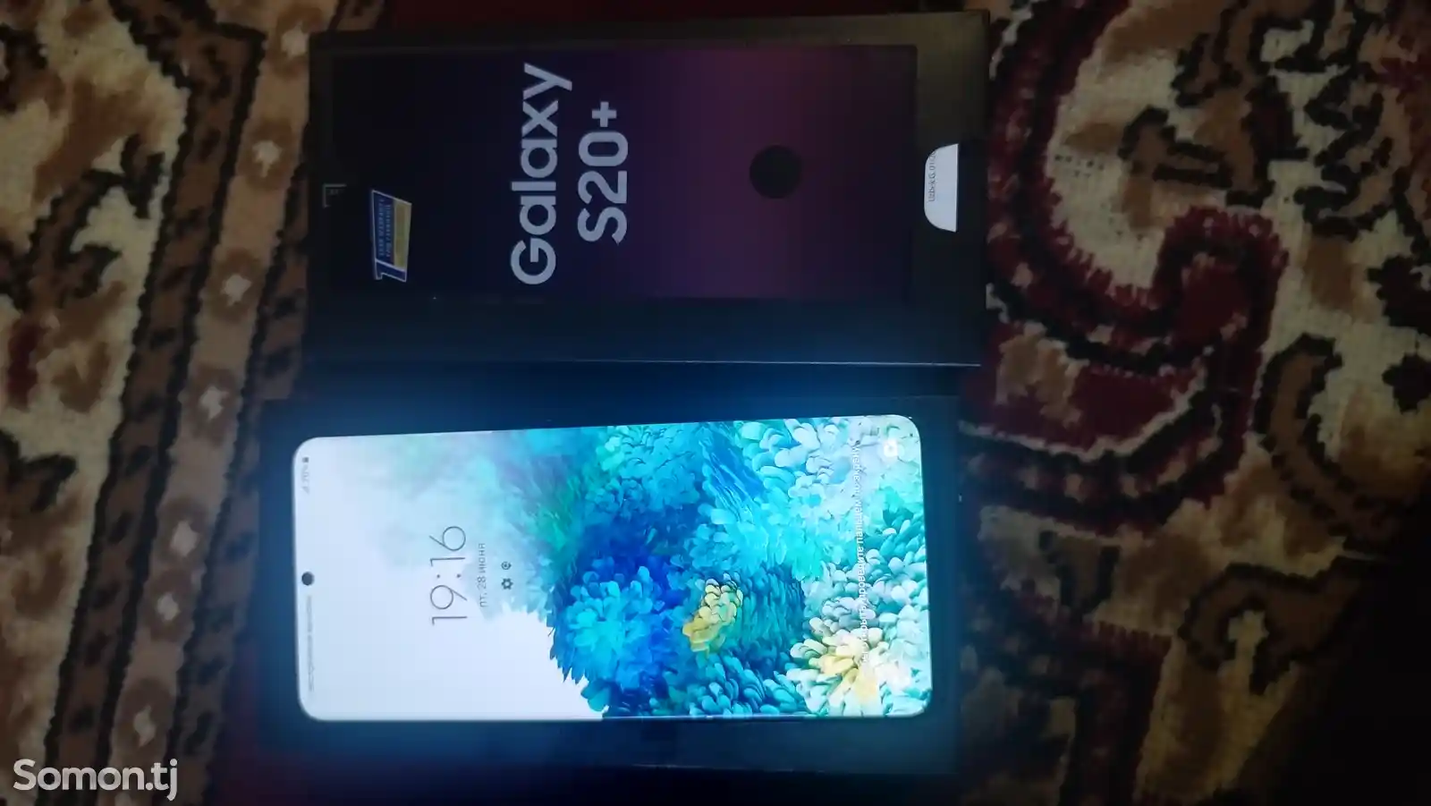 Samsung Galaxy S20 plus-2