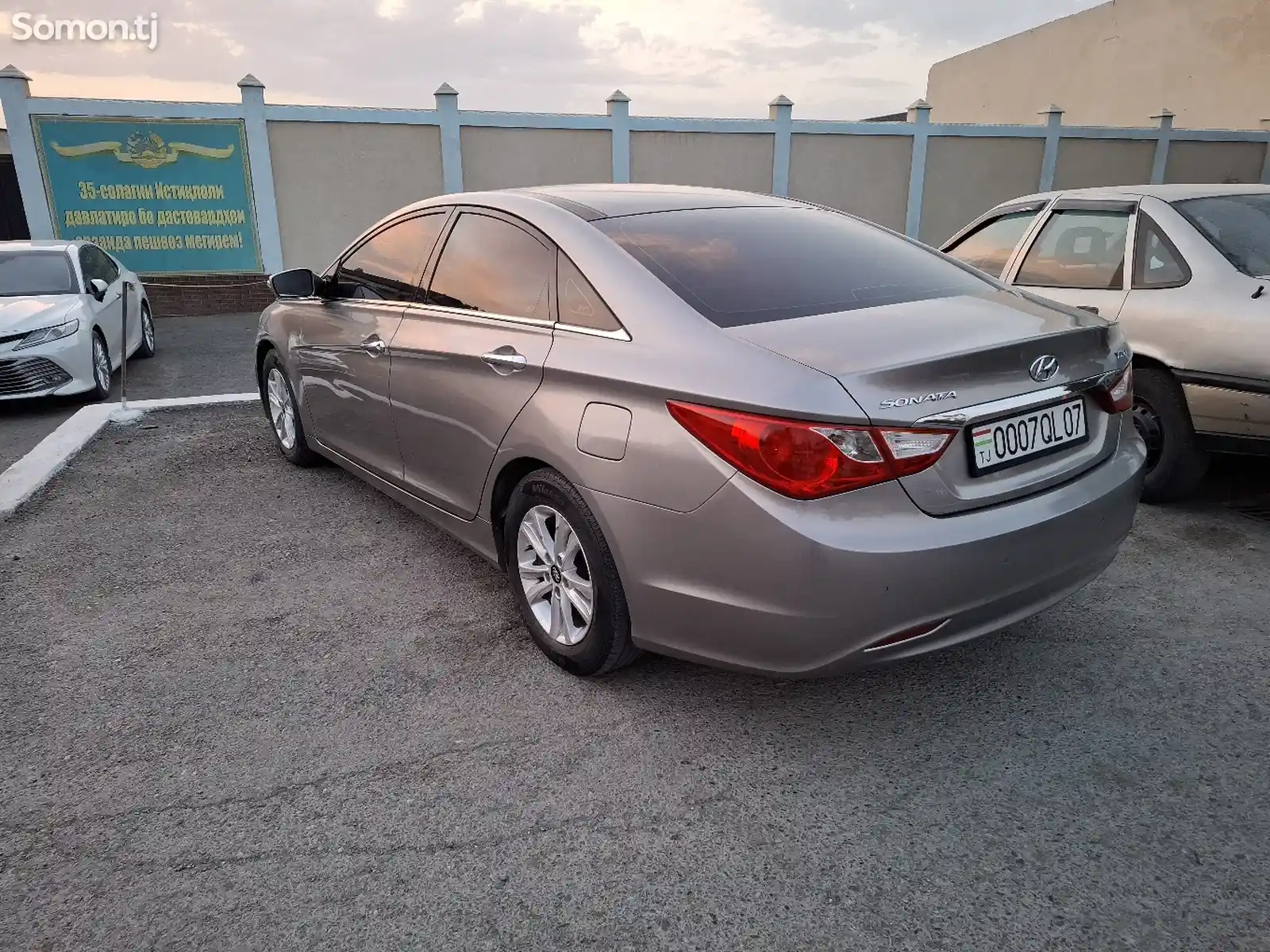 Hyundai Sonata, 2010-4