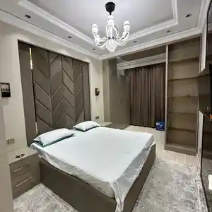 2-комн. квартира, 11 этаж, 60м², Шохмансур