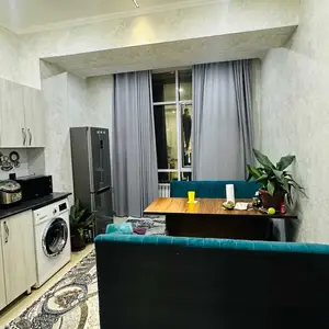 2-комн. квартира, 15 этаж, 84м², Шохмансур Айни 46