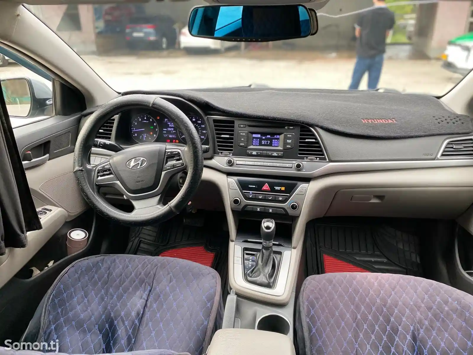 Hyundai Elantra, 2017-5