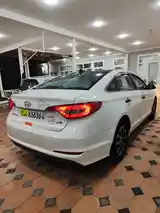 Hyundai Sonata, 2015-4