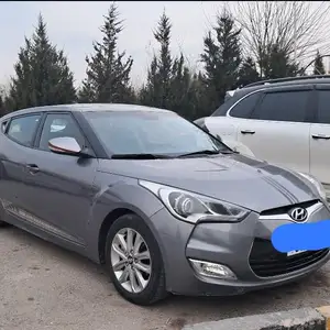 Hyundai Veloster, 2012