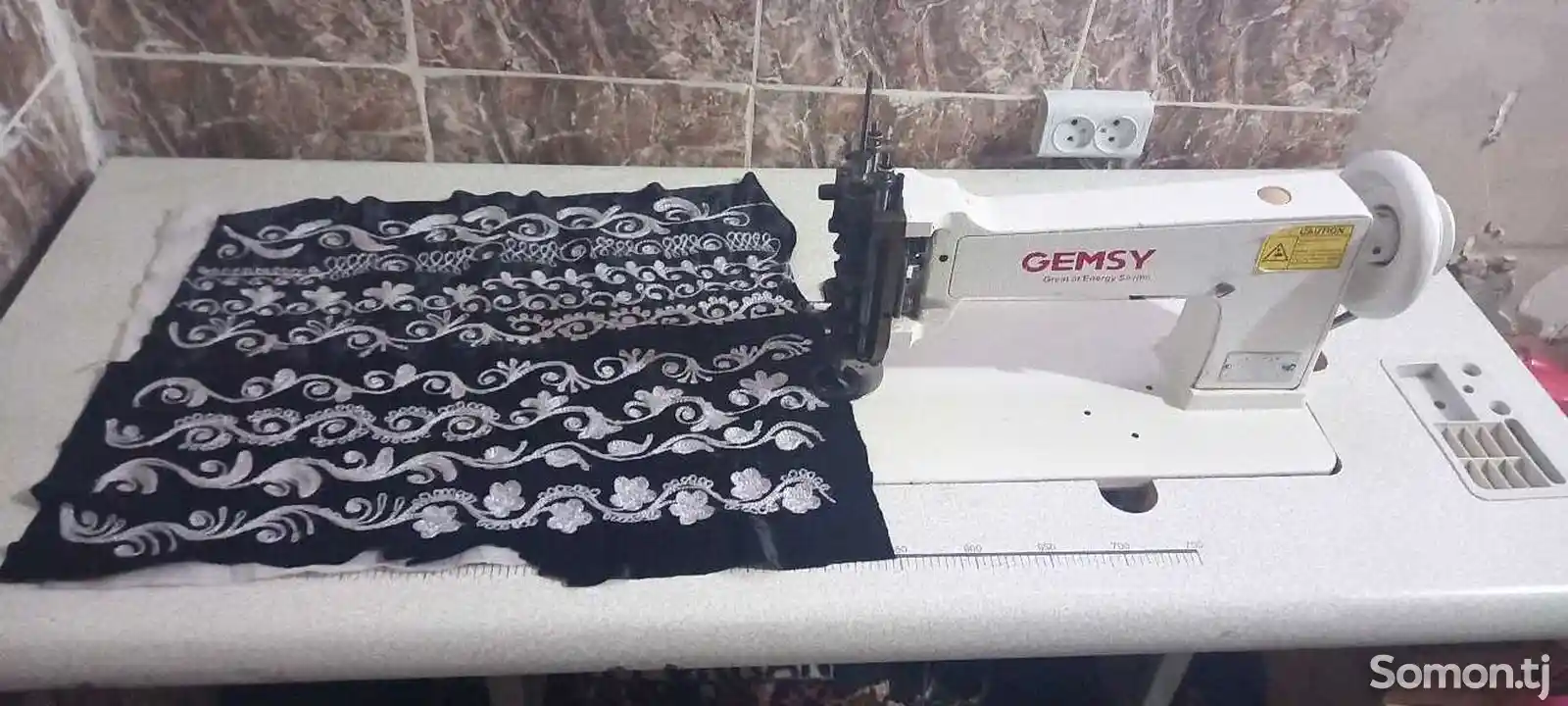 Вышивальная машинка Gemsy
