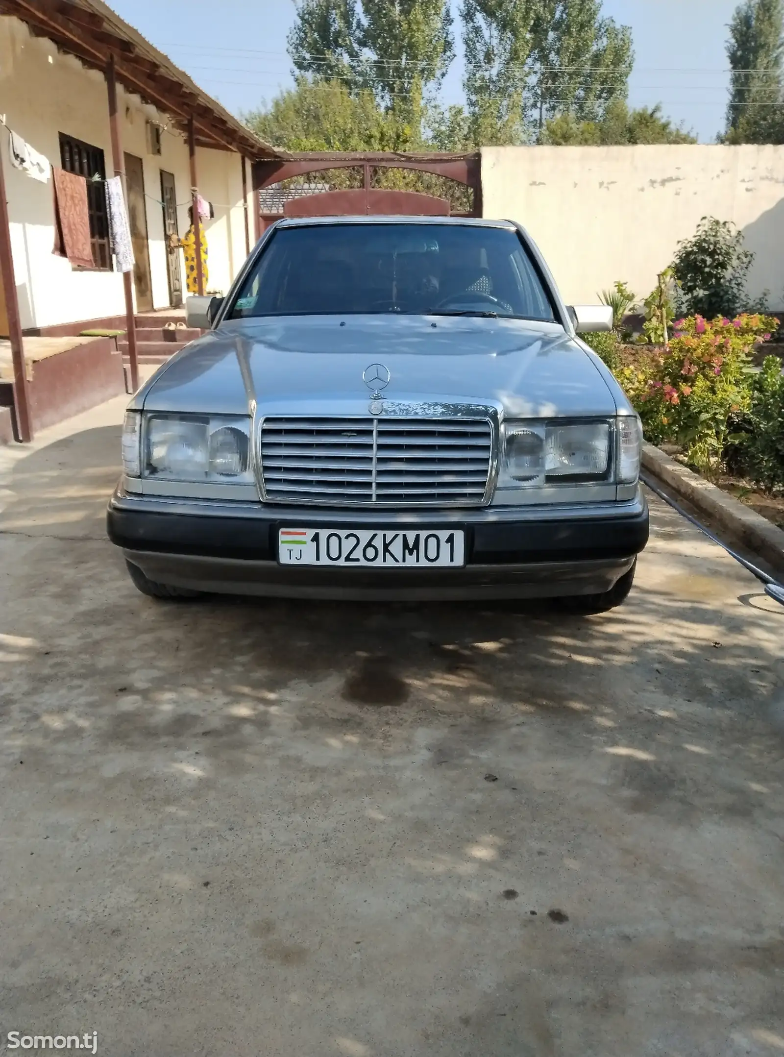 Mercedes-Benz W124, 1992-1