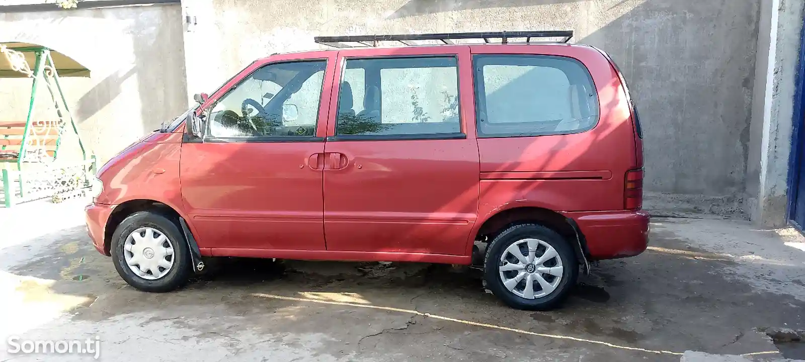 Nissan Serena, 1996-3