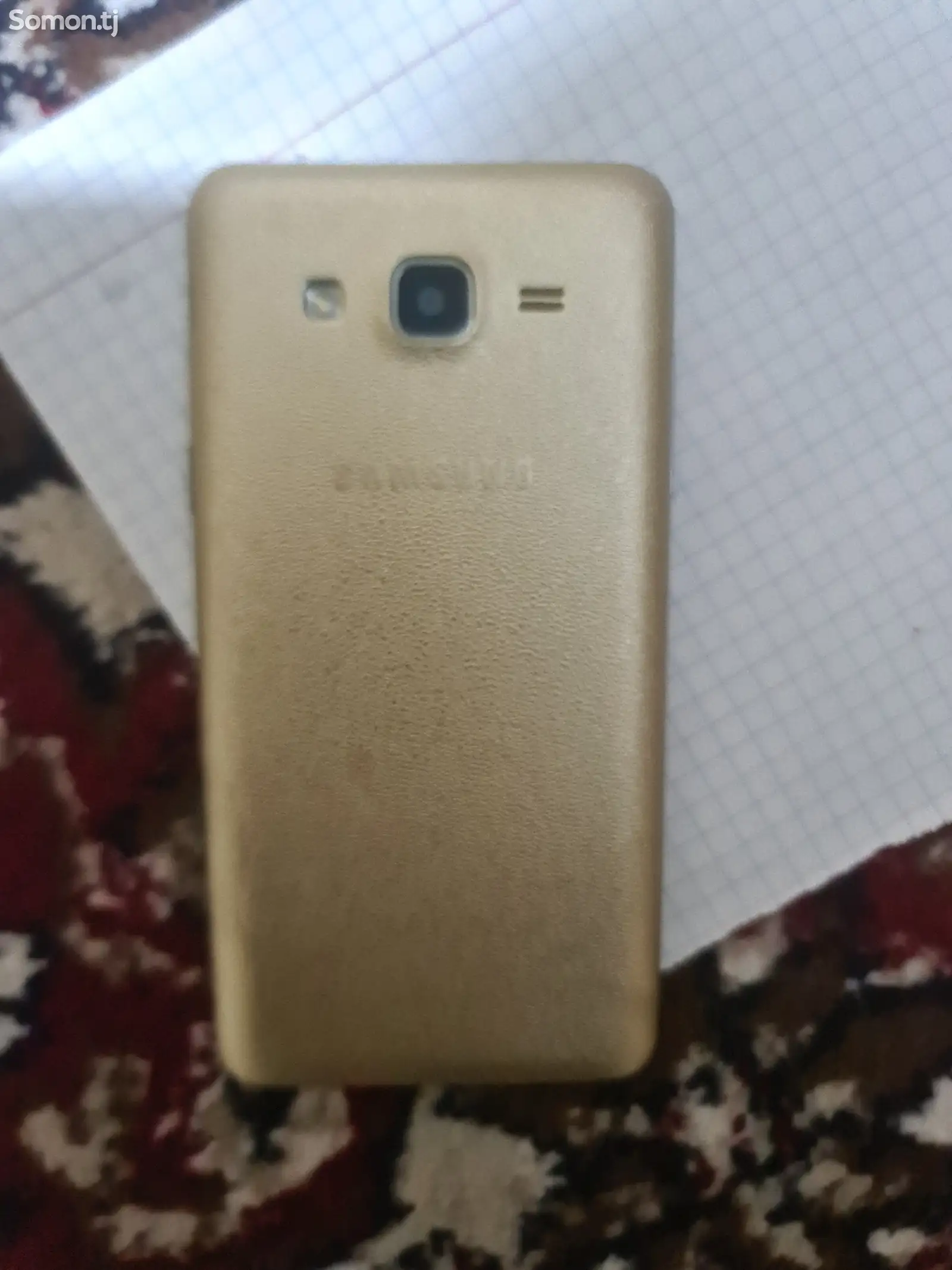 Samsung Galaxy J2-1