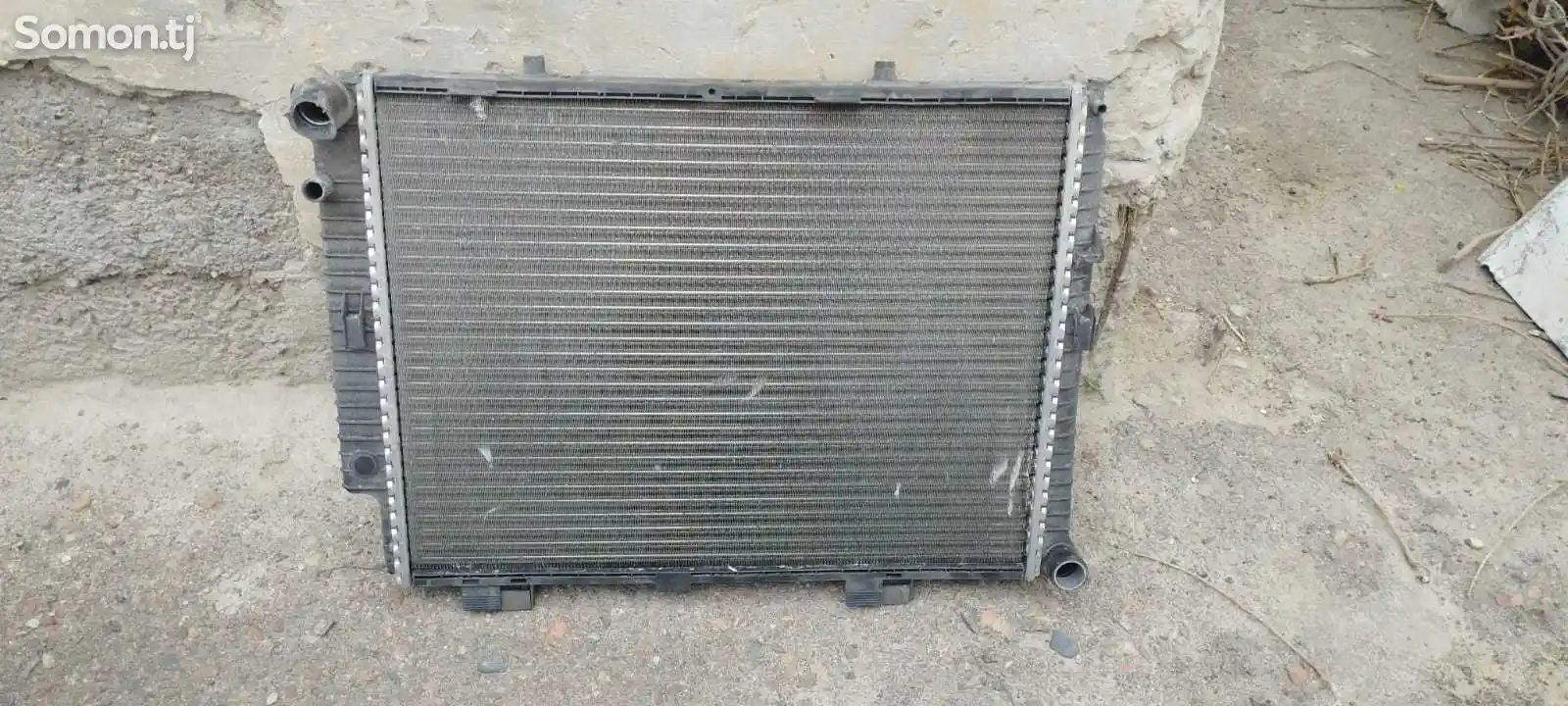 Радиатор для мерседес 210-1