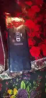 Samsung Galaxy S9 Plus-4