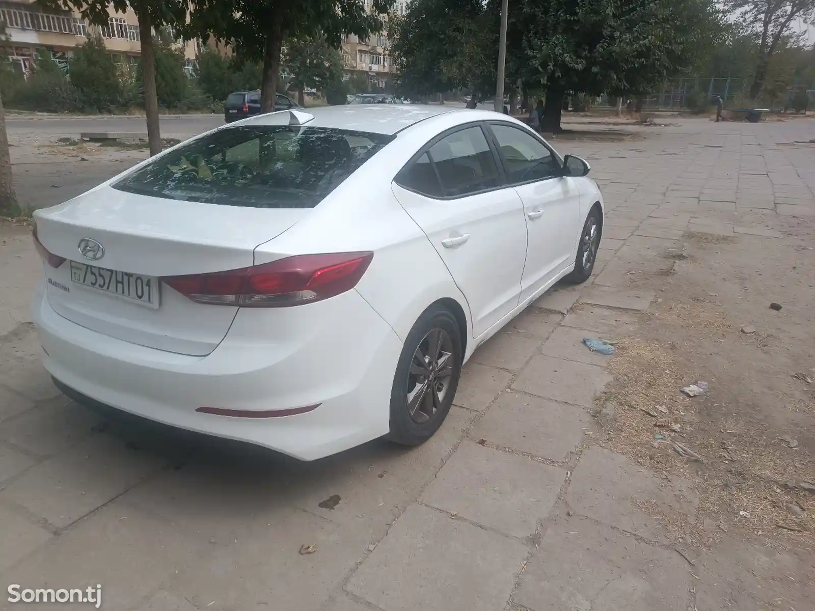 Hyundai Elantra, 2017-4