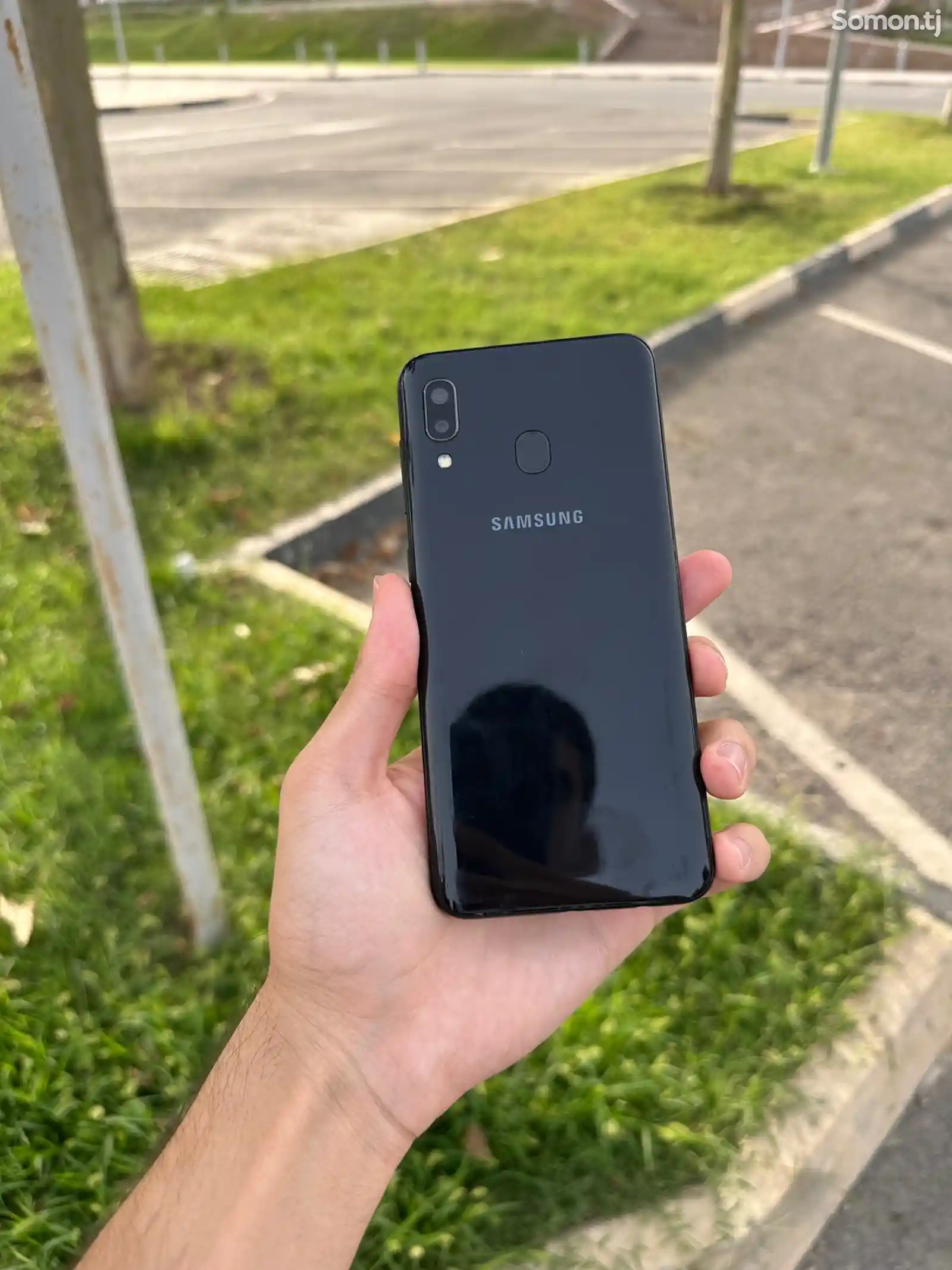 Samsung Galaxy A20 32Gb-3